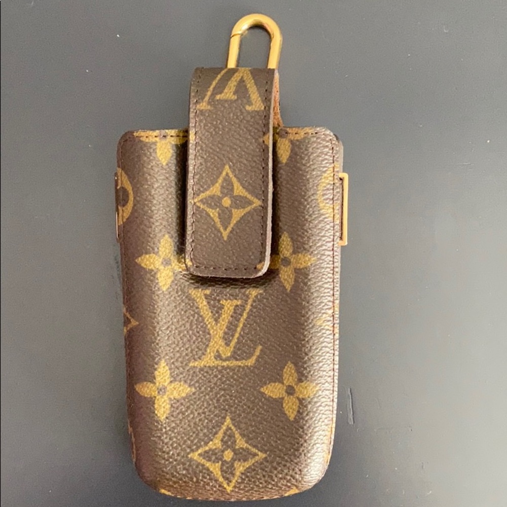Louis Vuitton Clip-On Phone Carrier